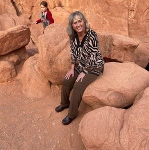 Meet your Posher, Debbie